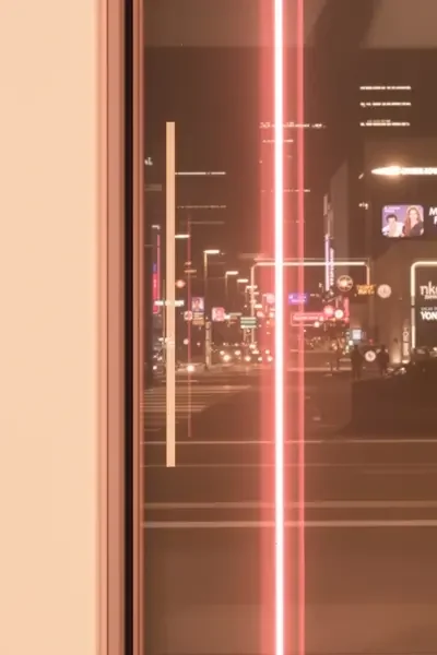 霓虹森林 电影海报